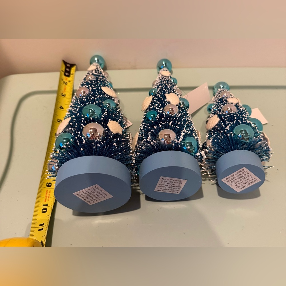 Pretty Blue, Silver, and Seashells Holiday Trees- Set of 3- NIB - Picture 5 of 7